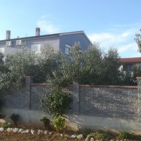 Apartamento Apartman Ki Pula Exterior foto