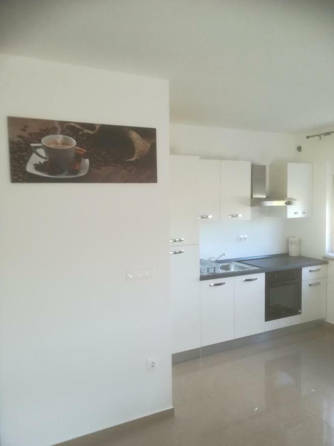 Apartamento Apartman Ki Pula Exterior foto