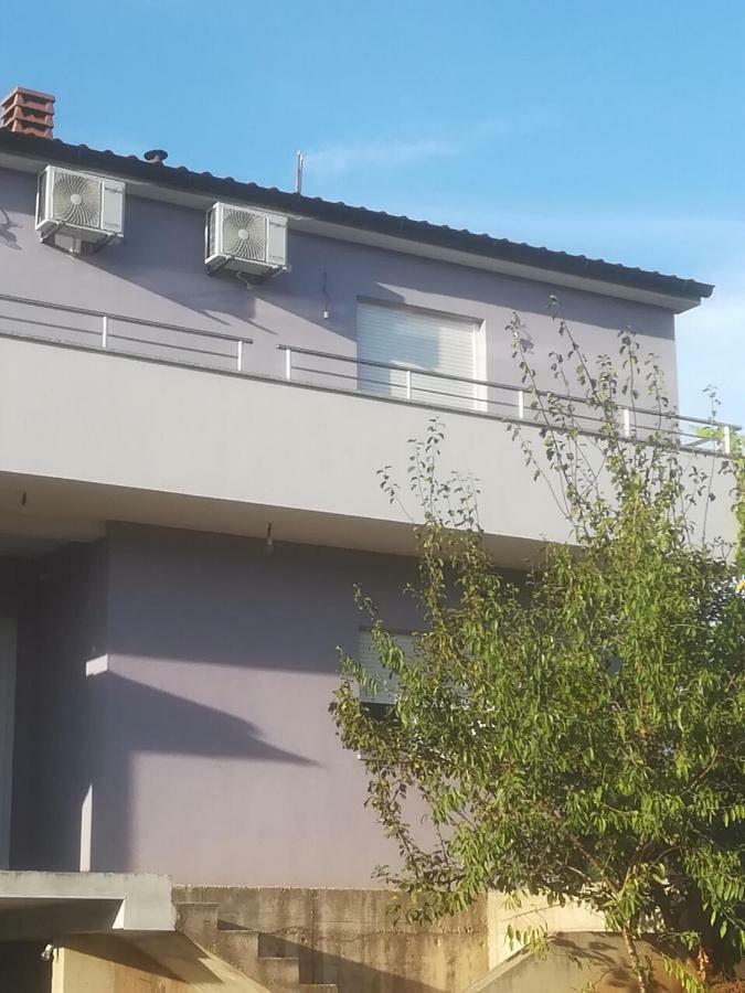 Apartamento Apartman Ki Pula Exterior foto
